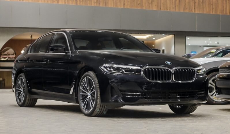 BMW 520i ممتلئ